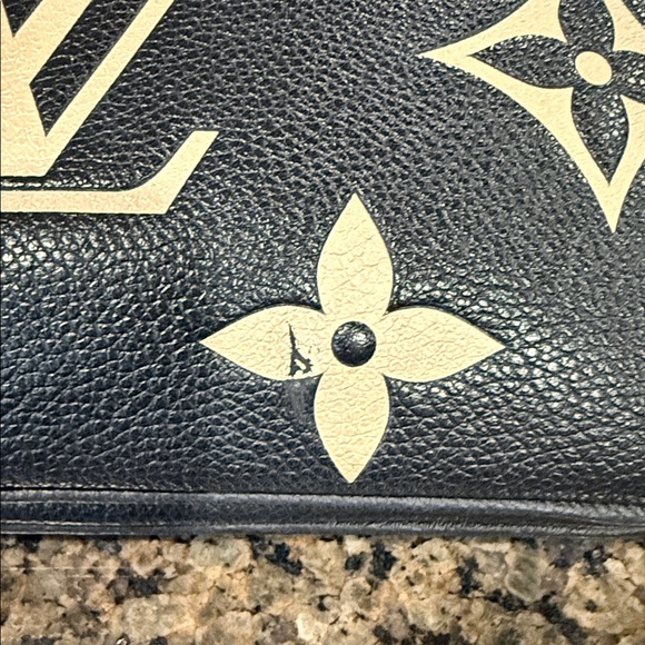 Louis Vuitton Double Zip pochette - Picture 9 of 11